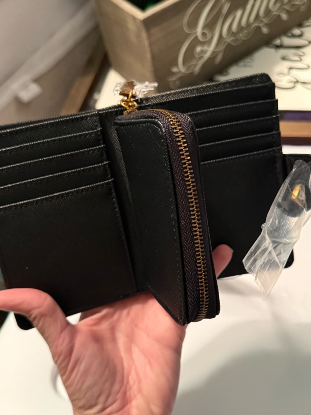NWT - Betsey Johnson Black Skull Embossed Wallet - Picture 5 of 8